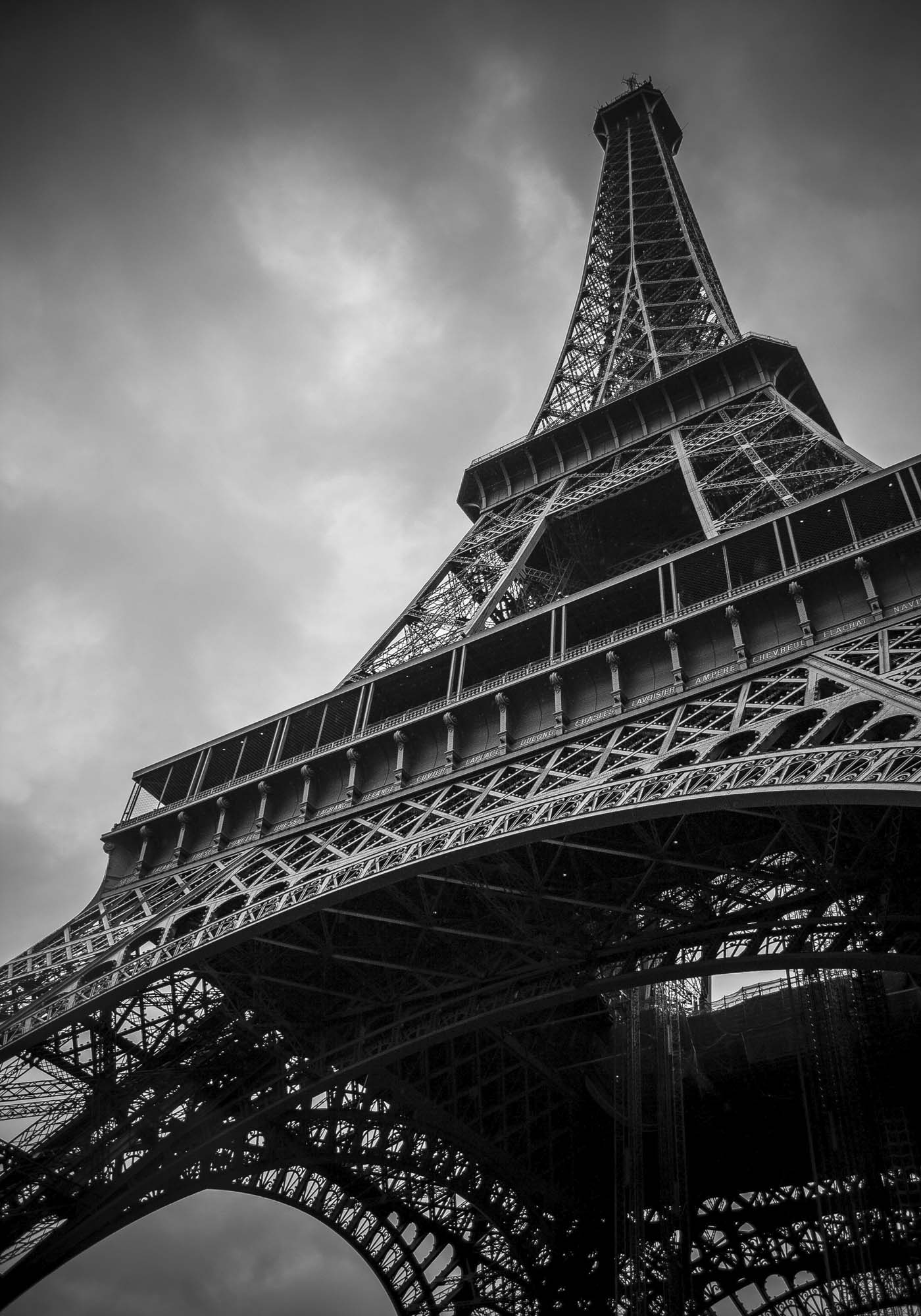 Eiffel Tower, Paris Framed Print - USTAD HOME