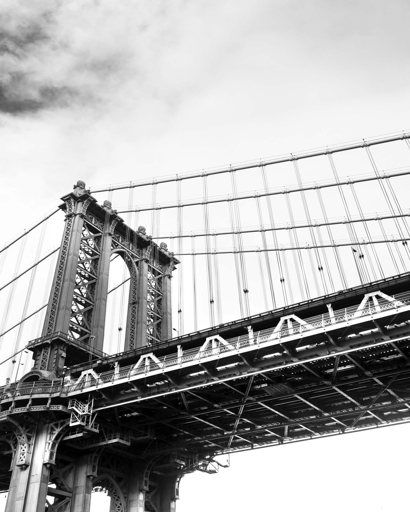 Brooklyn Bridge Monochrome Framed Print - USTAD HOME