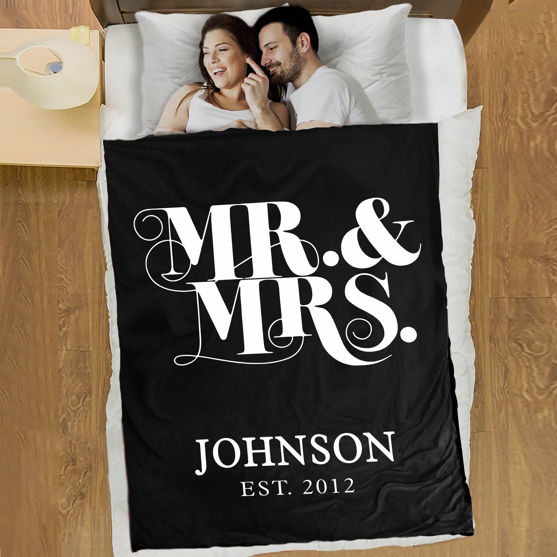 Exclusive Mr. & Mrs. Personalized Couple Blanket - USTAD HOME
